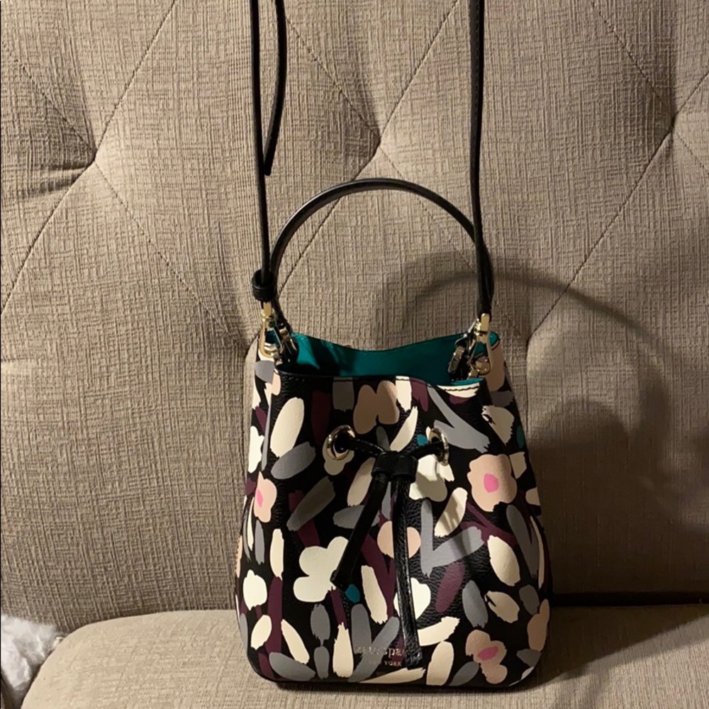 NWT Kate Spade Small Bucket Floral Bag
